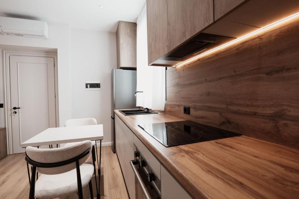 Deluxe One-Bedroom Apartment with Garden View
