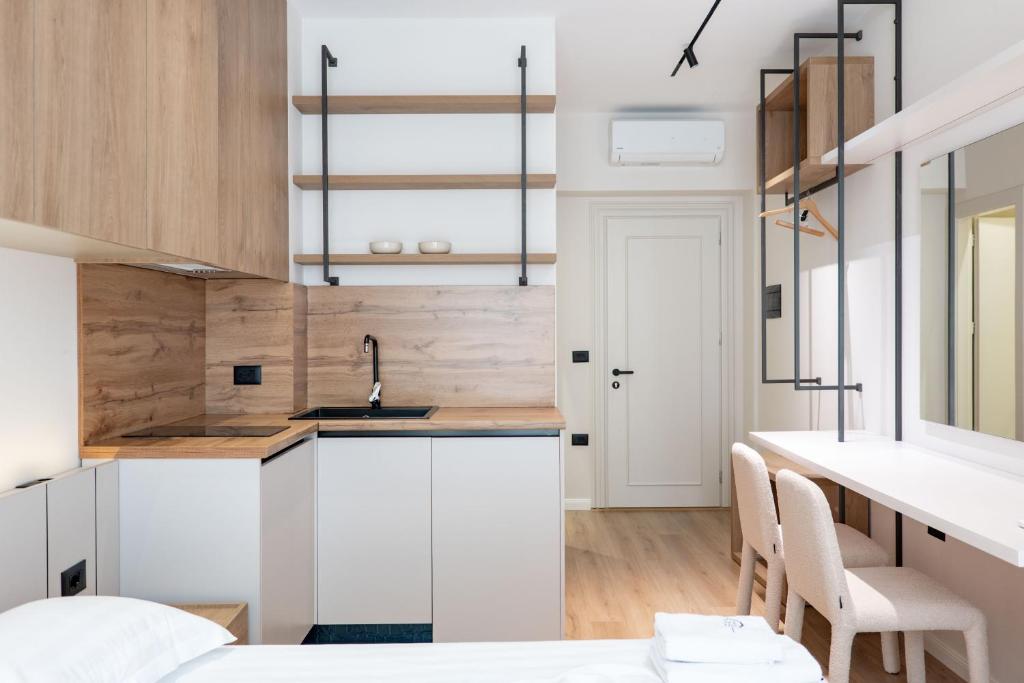 Studio Kitchen at Saturn Hotel